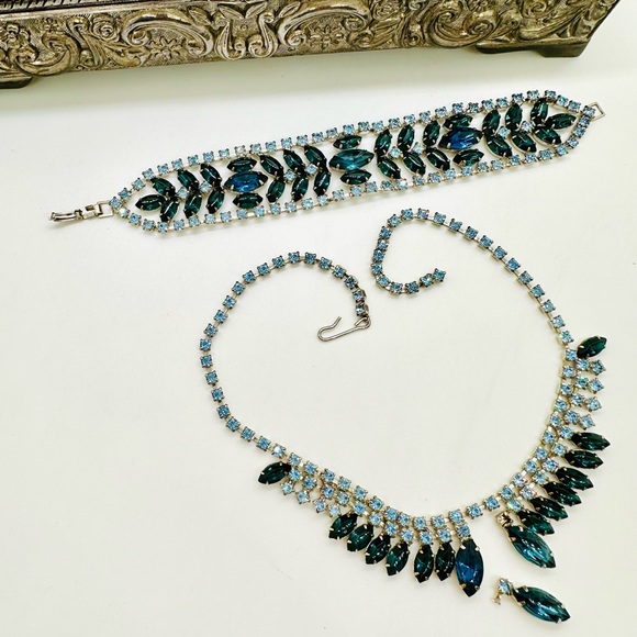 Vintage Blue Rhinestone Bracelet Set - Picture 15 of 15